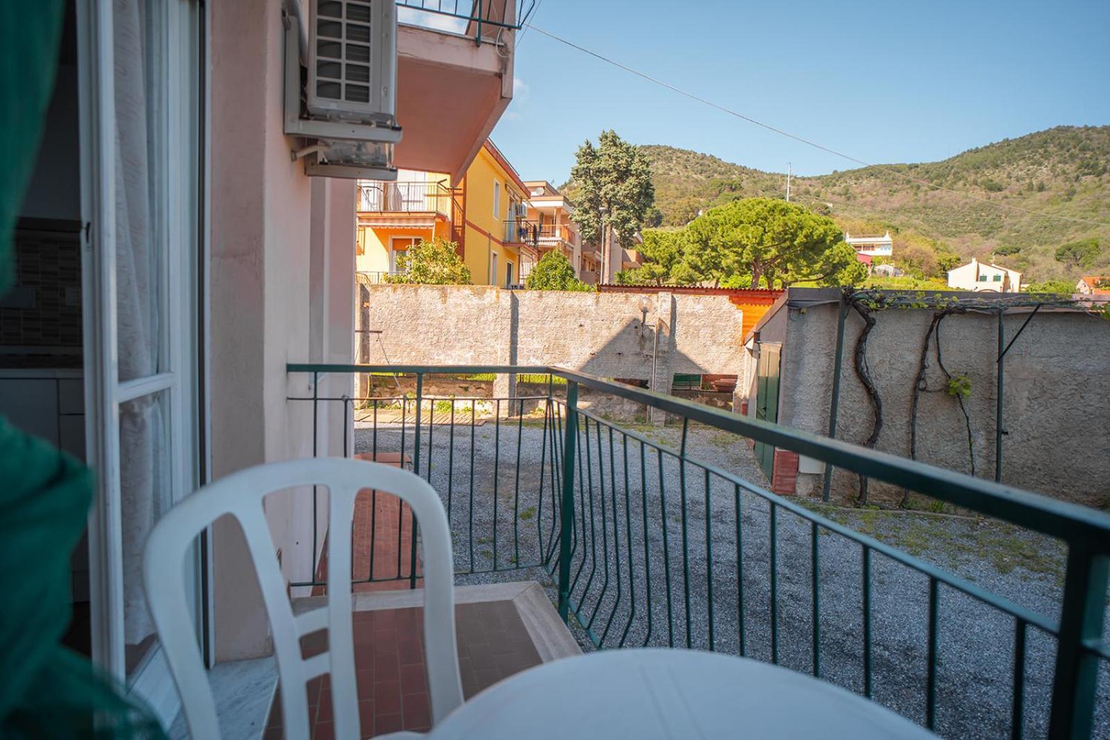Casa Vacanze Ferrando Pietra Ligure Exterior foto