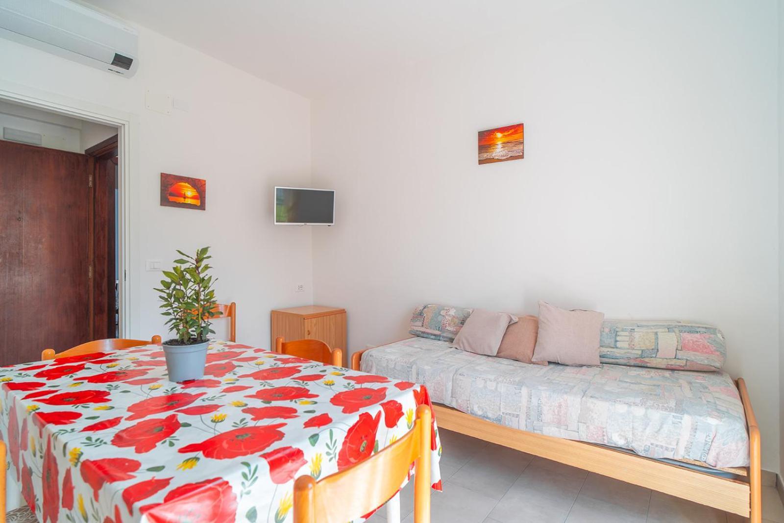 Casa Vacanze Ferrando Pietra Ligure Exterior foto
