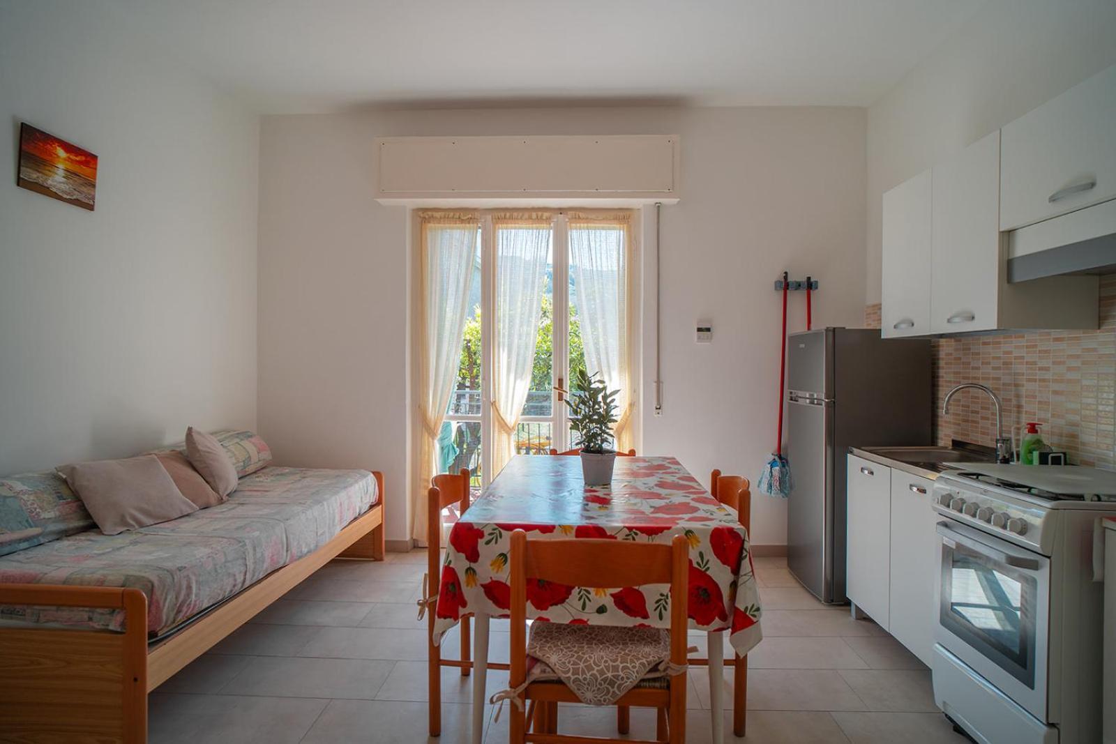 Casa Vacanze Ferrando Pietra Ligure Exterior foto